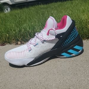 Donovan Adidas Spider Gwen shoes - size 7